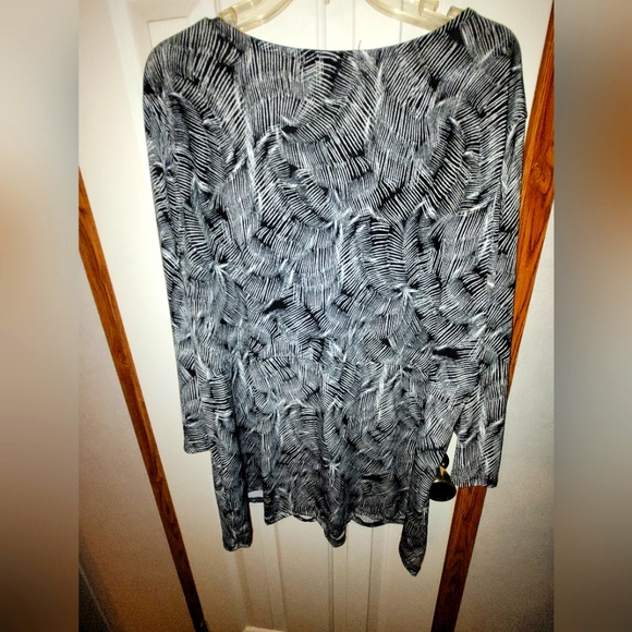 Daisy Fuentes Tops - Womens Blouse